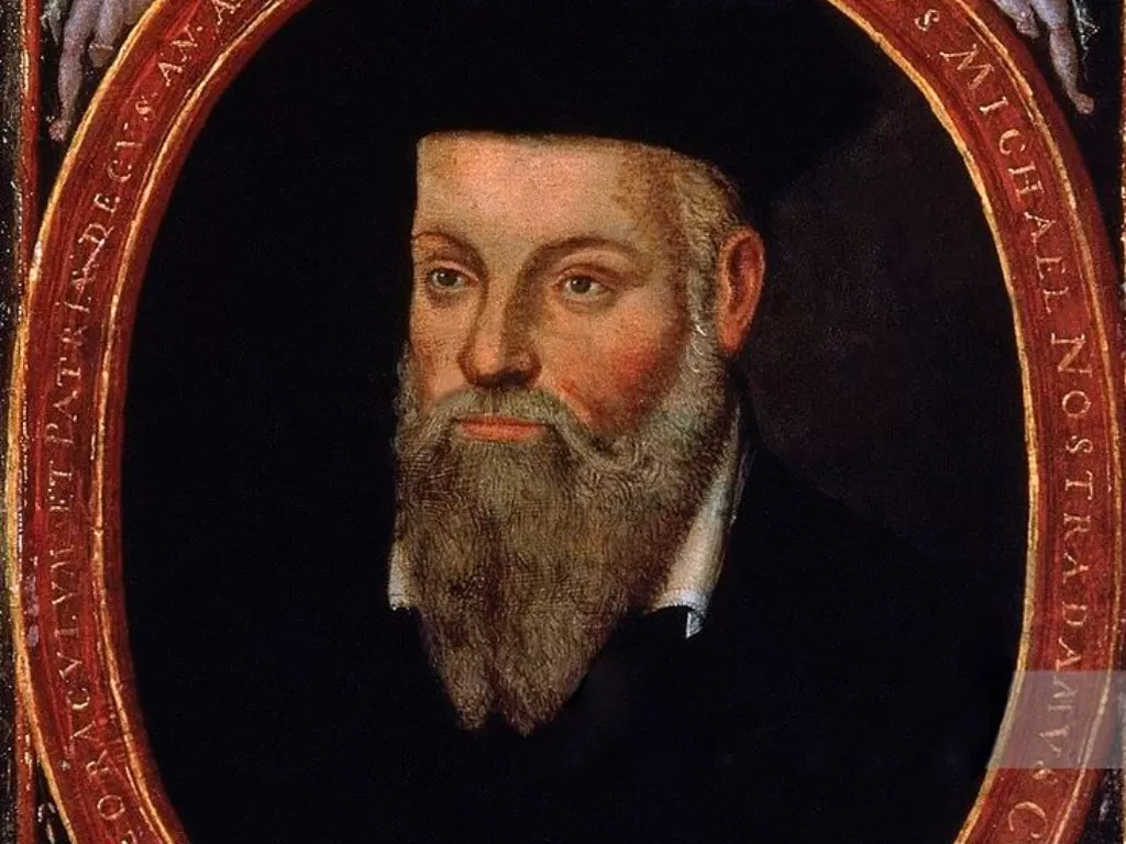 Nostradamus atau Michel de Nostredame adalah  peramal terkenal dunia . (wikipedia.org)