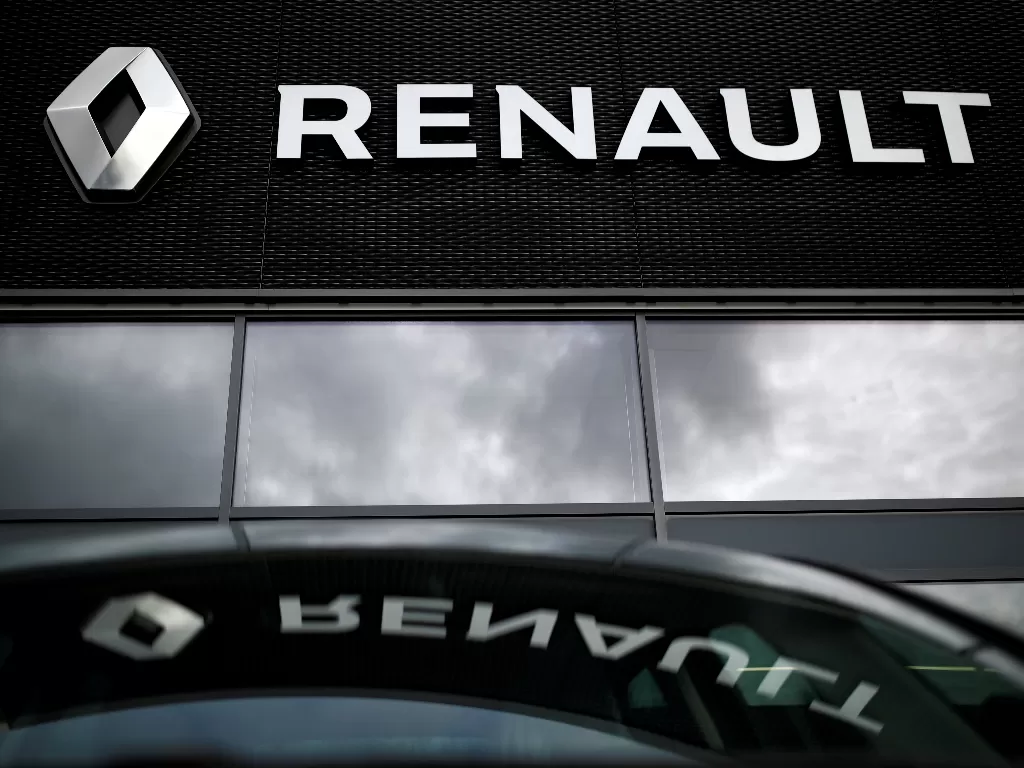 Logo pabrikan Renault. (REUTERS/Stephane Mahe)