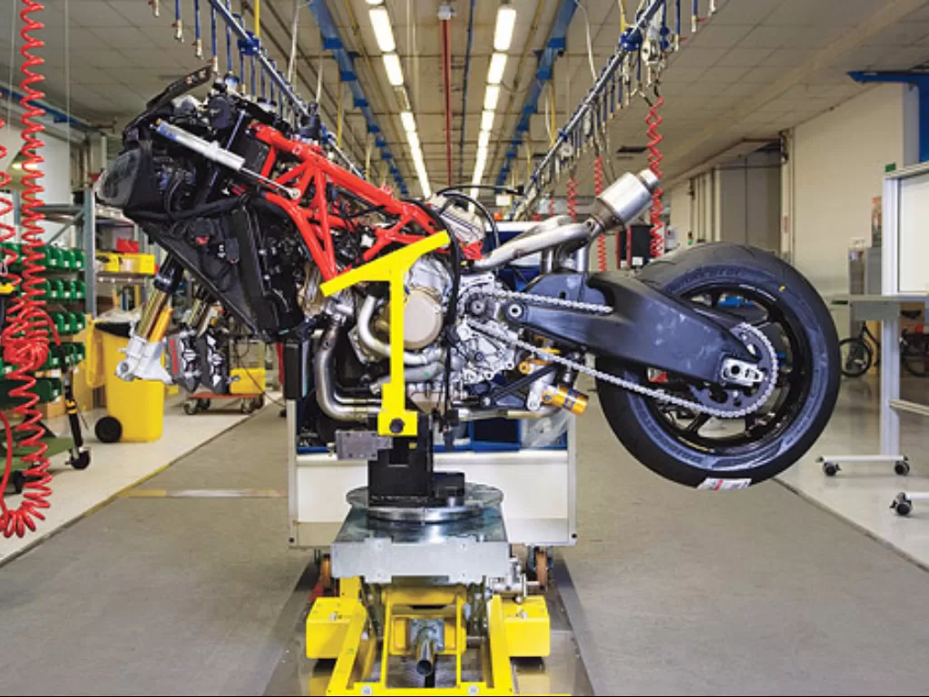 Ilustrasi salah satu pabrik Ducati yang beroperasi. (Dok. Ducati)
