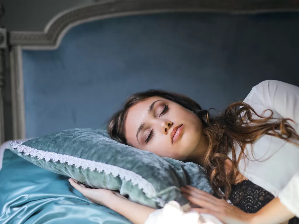 Ilustrasi tidur siang selama puasa (Pexels/Andrea Piacquadio)