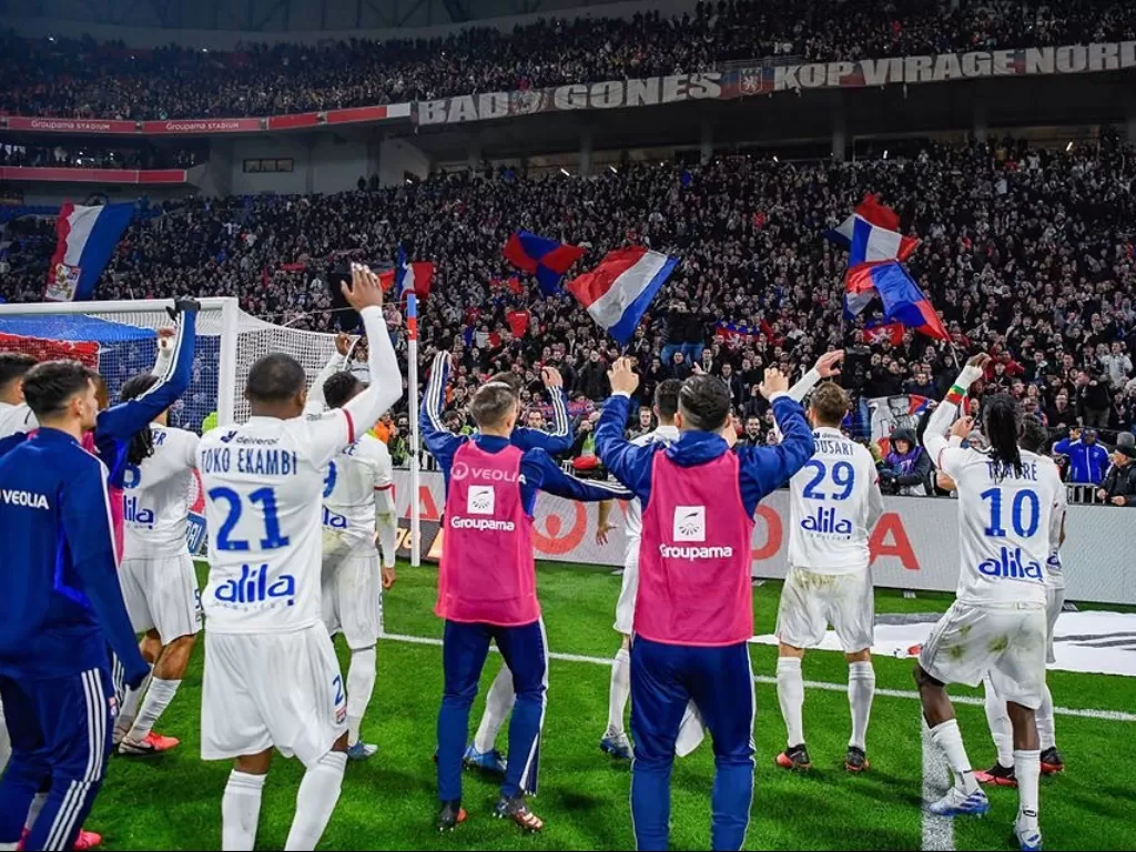 Skuat Olympique Lyonnais merayakan kemenangan usai pertandingan. (Instagram/ol)