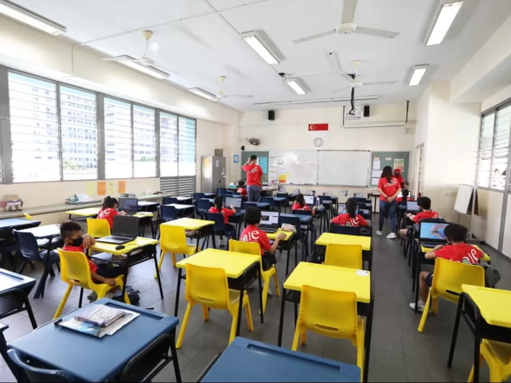 Kegiatan belajar mengajar di sebuah kelas di Singapura (Kegiatan belajar di sekolah di Singapura (Facebook/Menteri Pendidikan Singapura Ong Ye Kung)