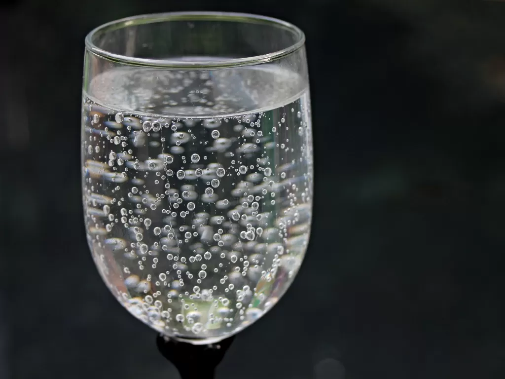 Minuman sparkling water (Pixabay/Manfred Richter)