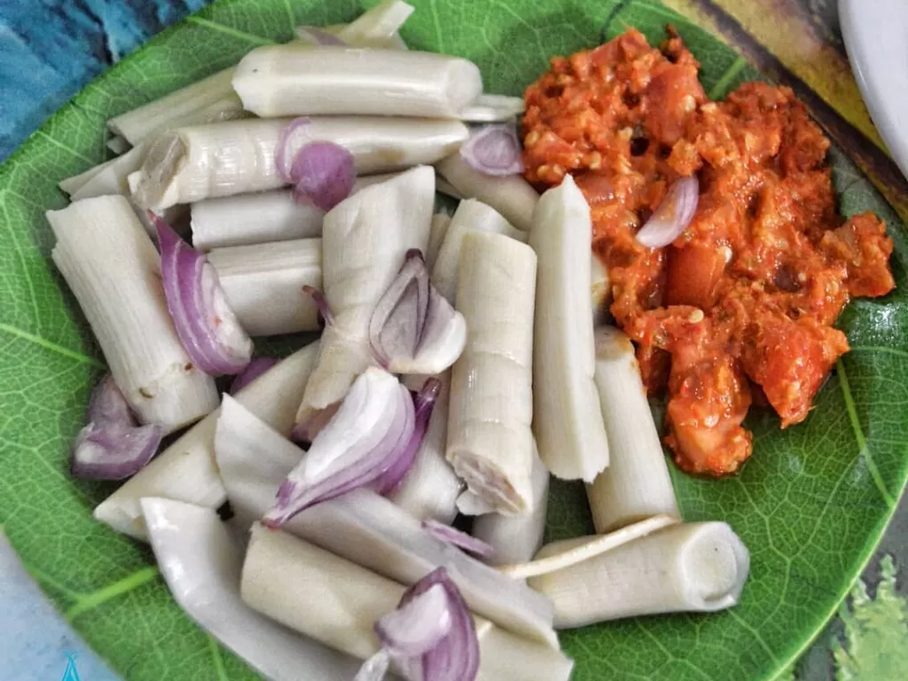 Kuliner Pakkat, makanan tradisional Mandailing. (Instagram/@kulinertabagsel)