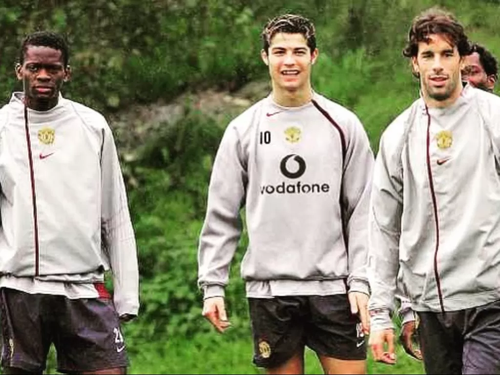 Louis Saha dan Cristiano Ronaldo saat masih di Manchester United. (Instagram/louissaha)