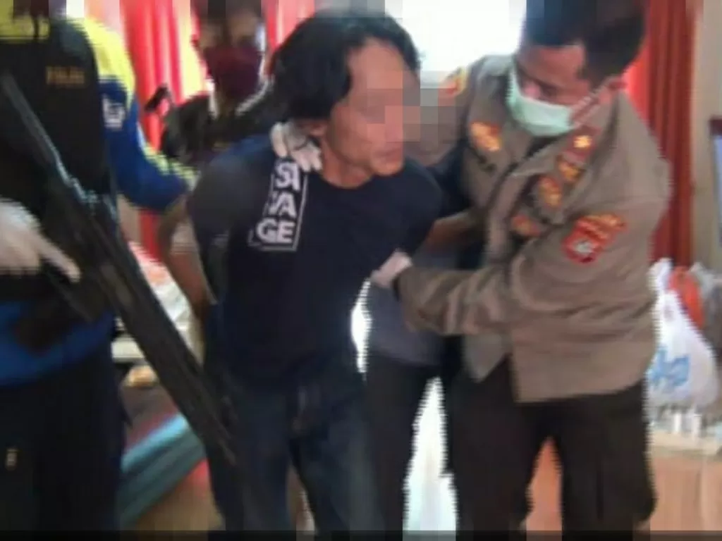 Polisi tangkap tersangka pengedar narkotika jaringan internasional.  (dok Humas Polres Metro Jakarta Barat).