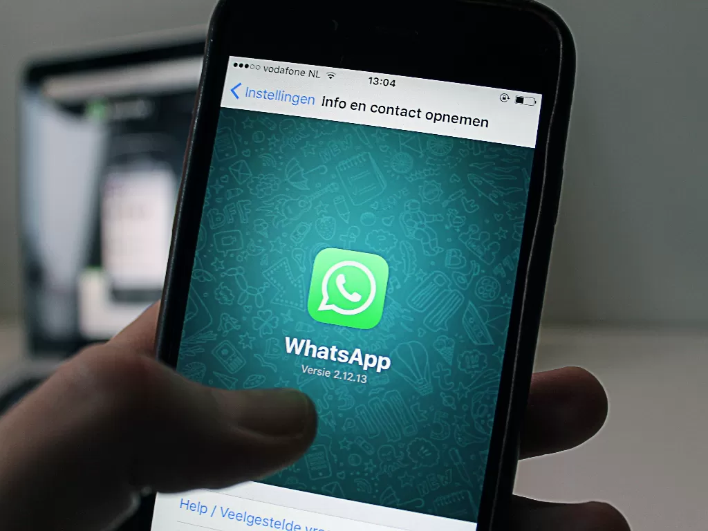 Ilustrasi aplikasi chating Whatsapp (photo/Pexels/Anton)
