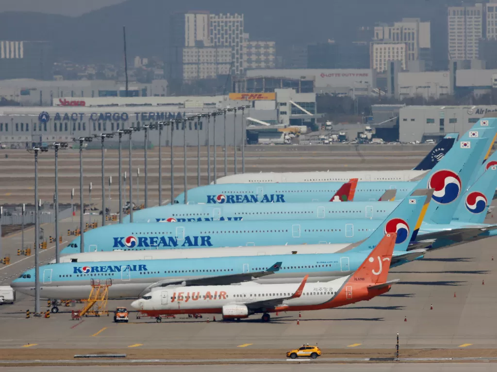 Korean Air akan kembali beroperasi pada Juni mendatang. (REUTERS/Heo Ran)