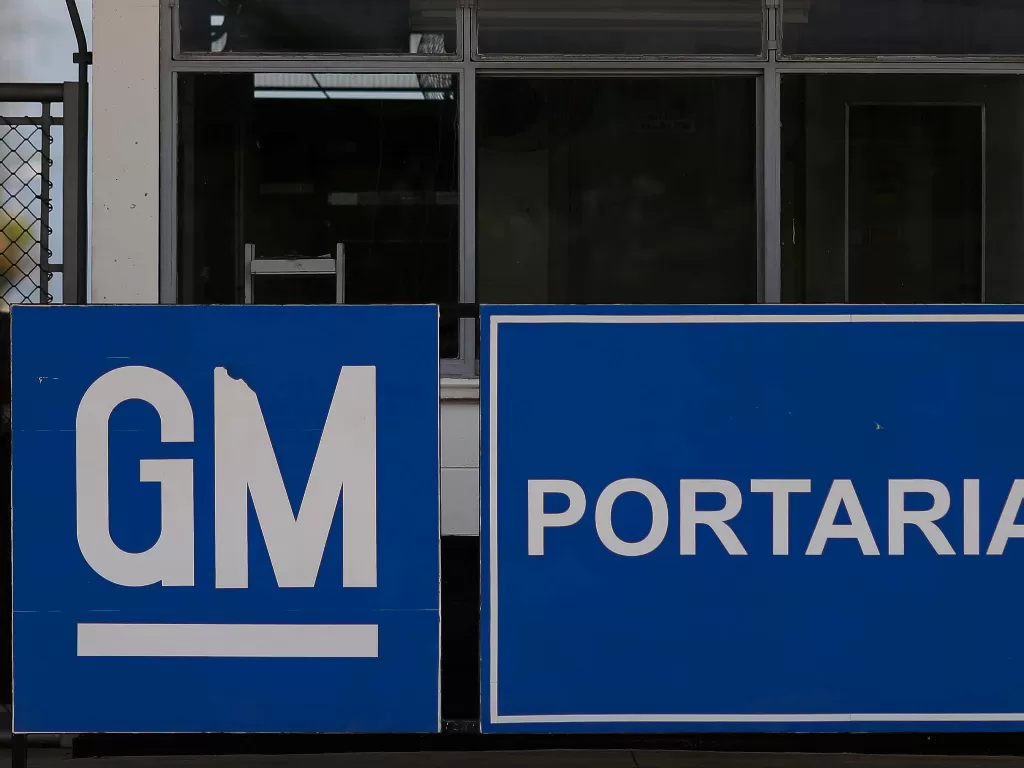 :Logo pabrikan General Motors. (REUTERS/Roosevelt Cassio)