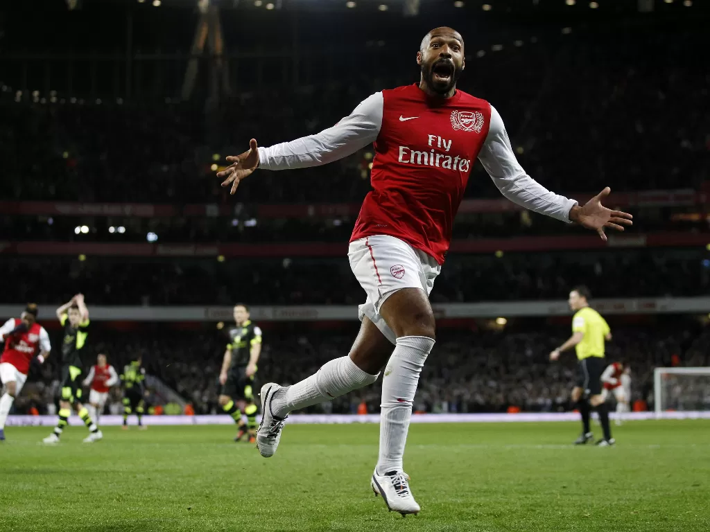 Thierry Henry saat masih berseragam Arsenal. (REUTERS/Eddie Keogh)