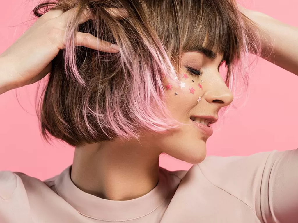 llustrasi warna rambut pink pastel. (Hellomagazine)