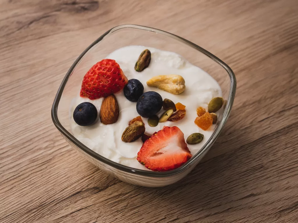 Yoghurt salah satu makanan pereda stres (Pexels/Vlad Che?an)