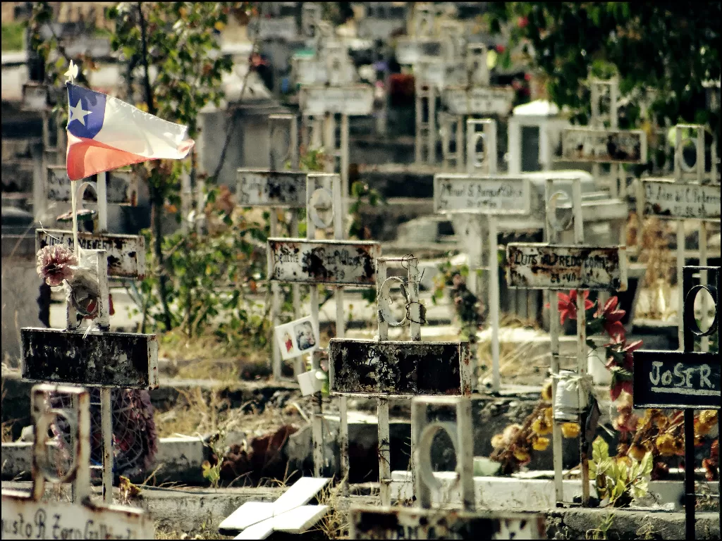 Sebuah pemakaman tua di Chili. (Flickr/Danilo Urbina)
