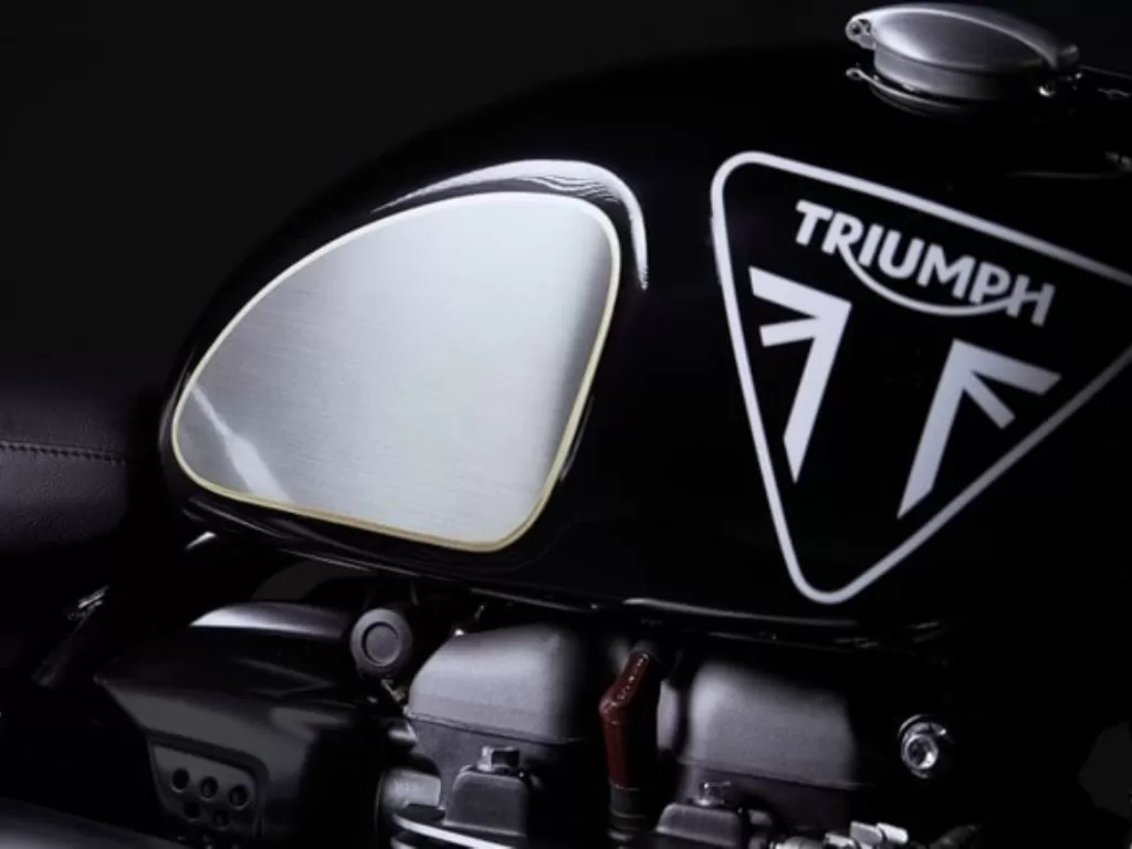 Motor Triumph. (autoblog)