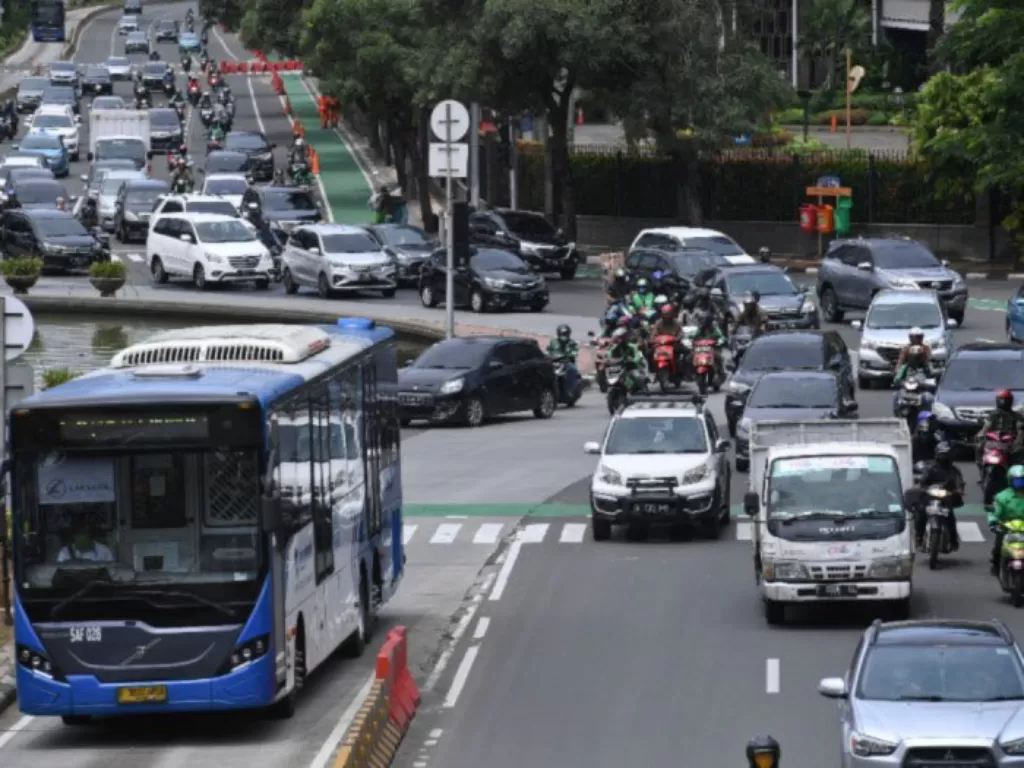 Ilustrasi lalu lintas di DKI Jakarta. (ANTARA/Hafidz Mubarak A)