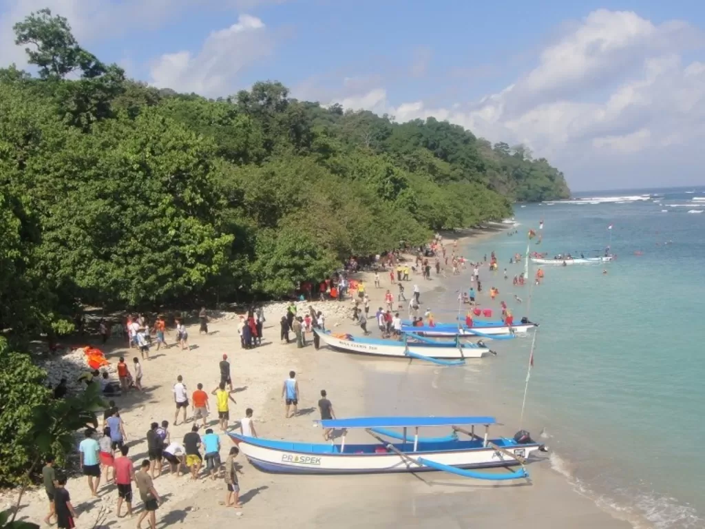 Wisata Pantai Pangandaran (travelpangandaran.com)