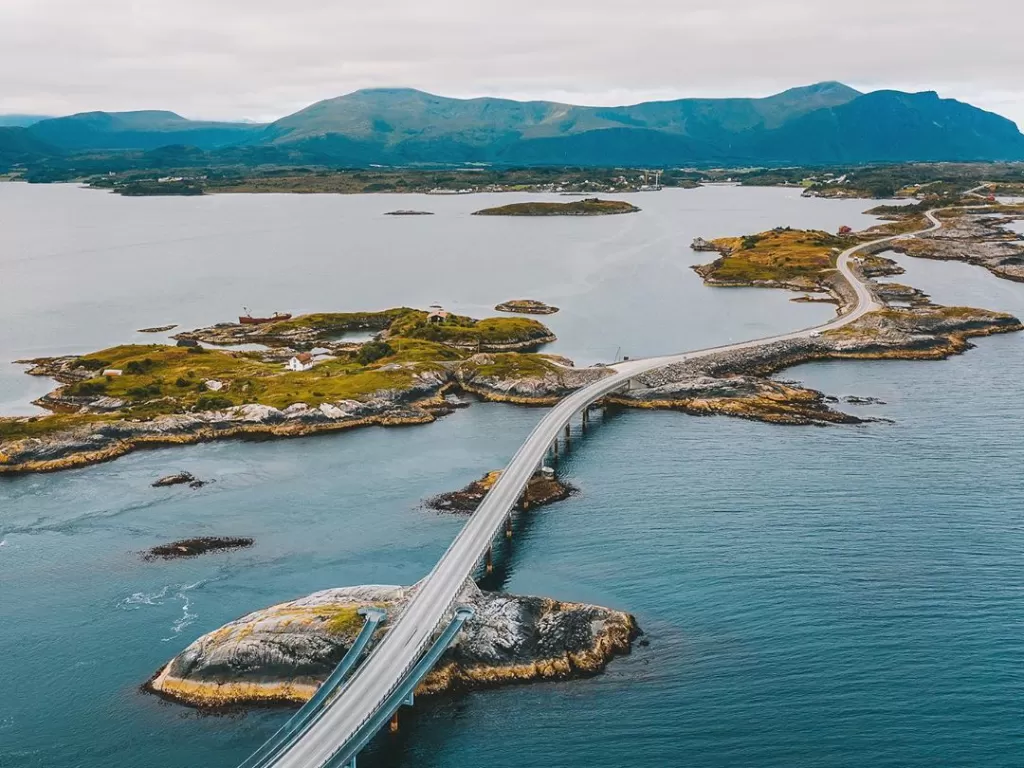 Atlanterhavsvegen di Norwegia. (Instagram/afotoeu)