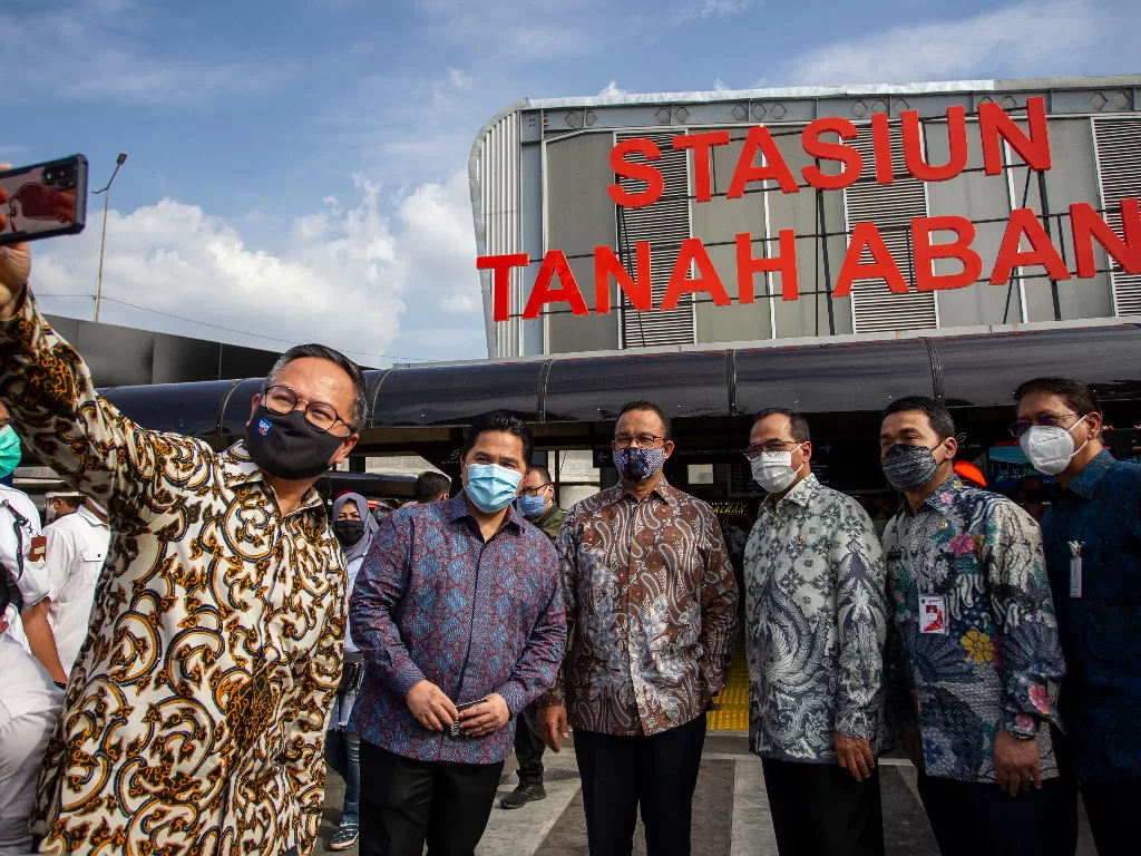  Peresmian Stasiun Terpadu di Stasiun Tanah Abang, Jakarta, Rabu (17/6/2020). (ANTARA FOTO/Dhemas Reviyanto)