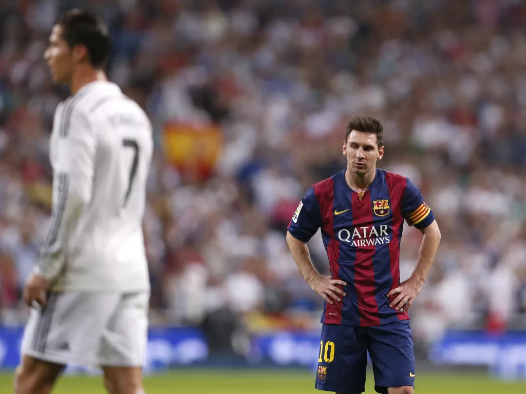 Lionel Messi dan Cristiano Ronaldo dalam laga El Clasico. (REUTERS/Juan Medina)