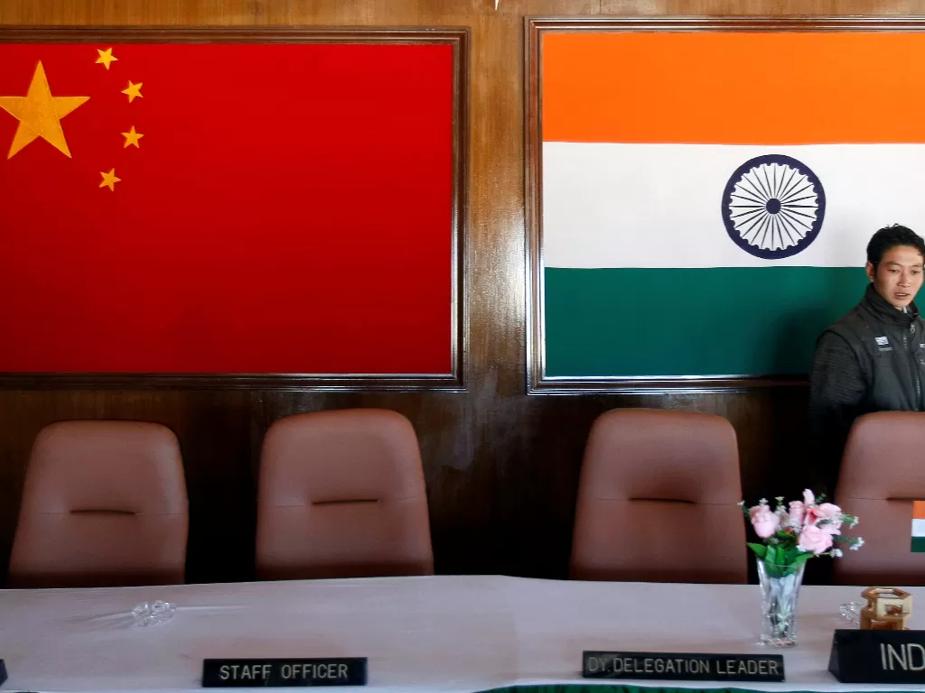 Tiongkok dan India tengah bersengketa (REUTERS/Adnan Abidi)