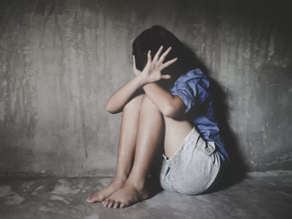 Ilustrasi anak gadis korban kekerasan seksual. (The Week)