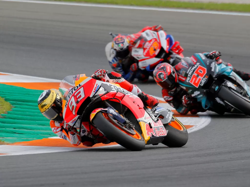 Tampilan balapan MotoGP. (REUTERS/Heino Kalis)