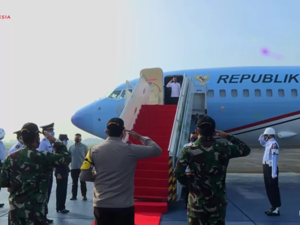 Presiden Jokowi bertolak menuju Provinsi Jawa Timur. (Youtube/Sekretariat Presiden)