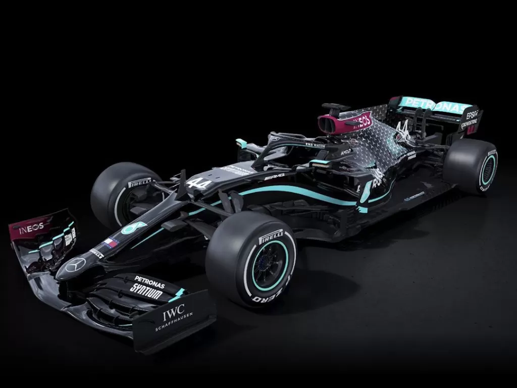 Tampilan mobil balap dengan livery baru milik Mercedes. (Instagram/@mercedesamgf1)