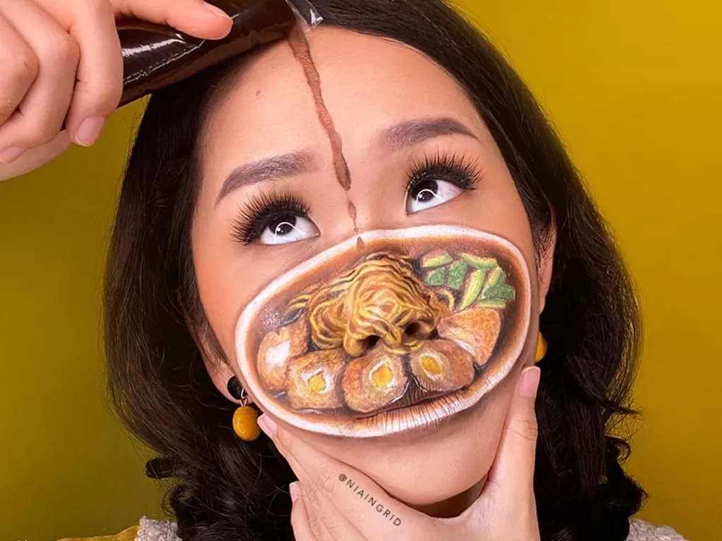 Makeup artist Nia Inggrid dengan makeup unik tema kuliner khas Indonesia. (Instagram/@niaingrid).