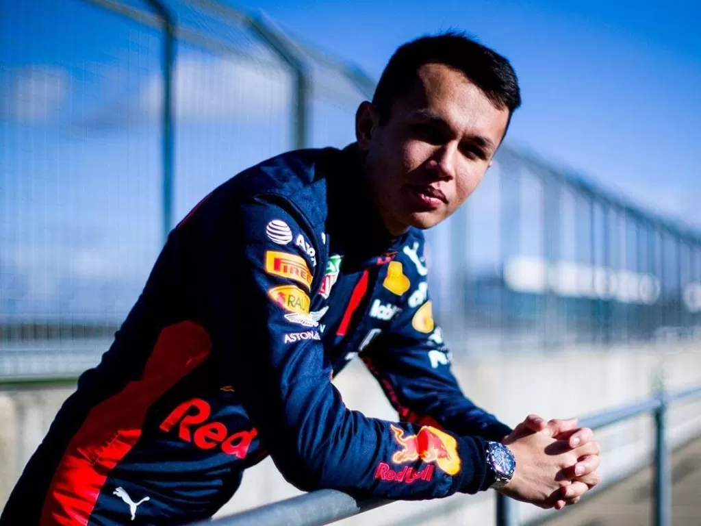 Pembalap Red Bull Racing, Alexander Albon. (Instagram/@redbullracing)