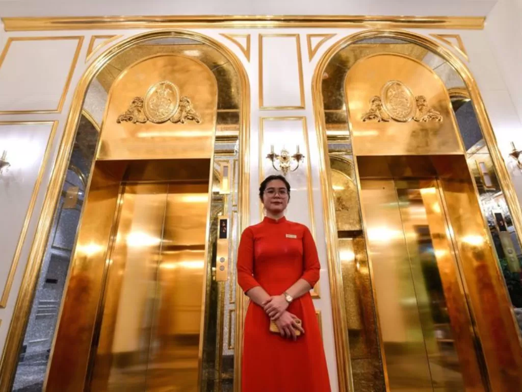 Hotel berlapis emas di Vietnam. (gulfnews.com)