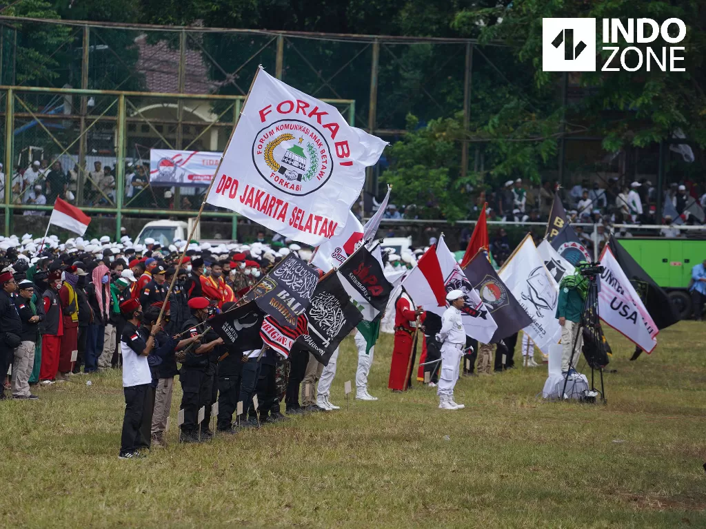Suasana Apel Siaga Ganyang Komunis oleh Persaudaraan Alumni 212 (PA 212) di kawasan Kebayoran Lama, Jakarta, Minggu (5/7/2020). (INDOZONE/Arya Manggala)