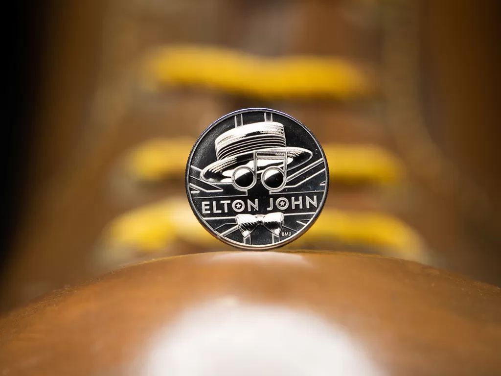 Koin Elton John dari Royal Mint. (THE ROYAL MINT/ELTON JOHN/Handout via REUTERS)