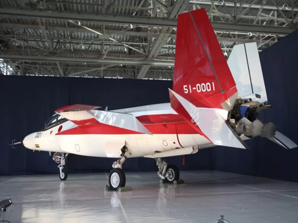 Sebuah prototipe pesawat tempur siluman eksperimental X-2 Jepang ditampilkan di pabrik Mitsubishi Heavy Industries. (Photo/REUTERS)