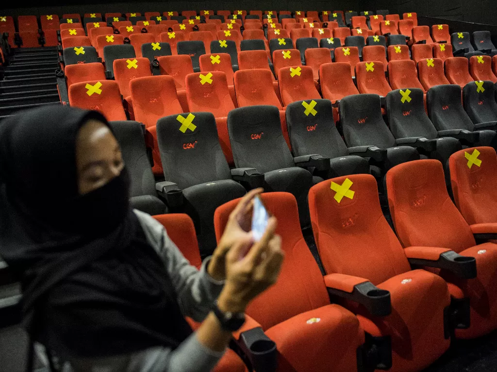 Suasana simulasi pembukaan dan peninjauan tempat hiburan bioskop CGV Cinemas di Bandung Electronic Center (ANTARA FOTO/M Agung Rajasa)