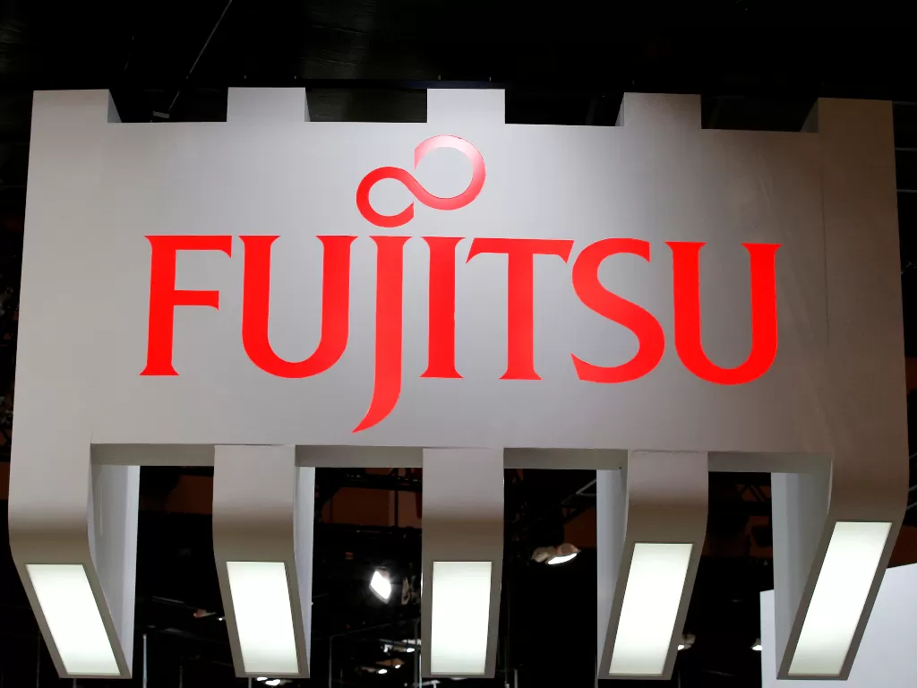 Logo perusahaan teknologi Fujitsu asal Jepang (photo/REUTERS/Toru Hanai)