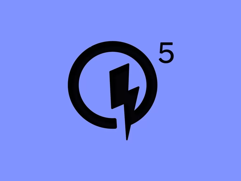 Logo teknologi Qualcomm Quick Charge 5 (photo/XDA-Developers)