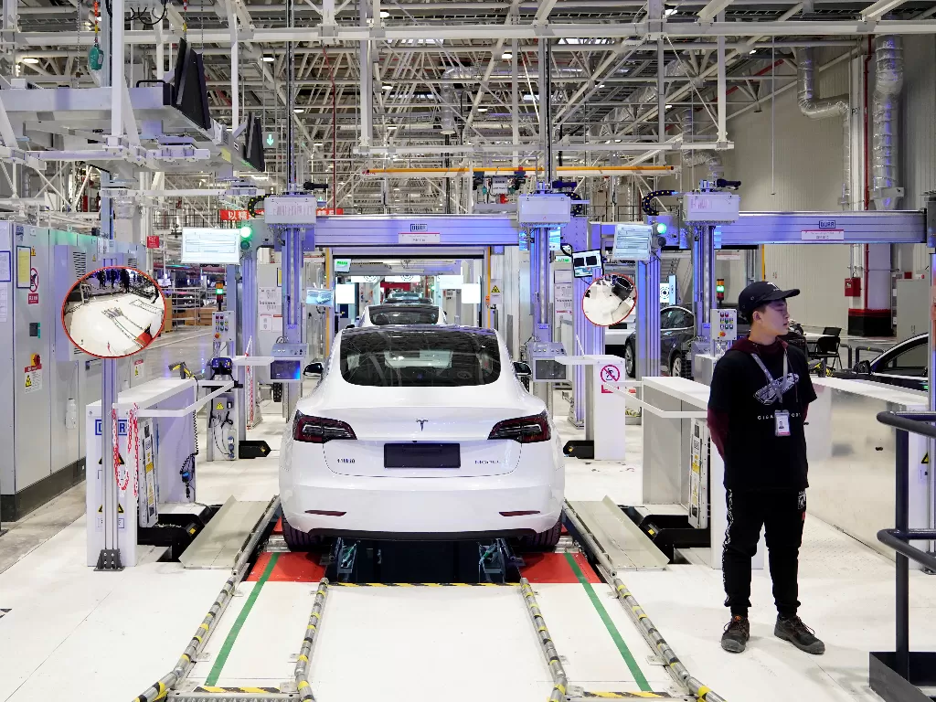 Tampilan pabrik produksi Tesla di Shanghai, Tiongkok. (REUTERS/Aly Song)