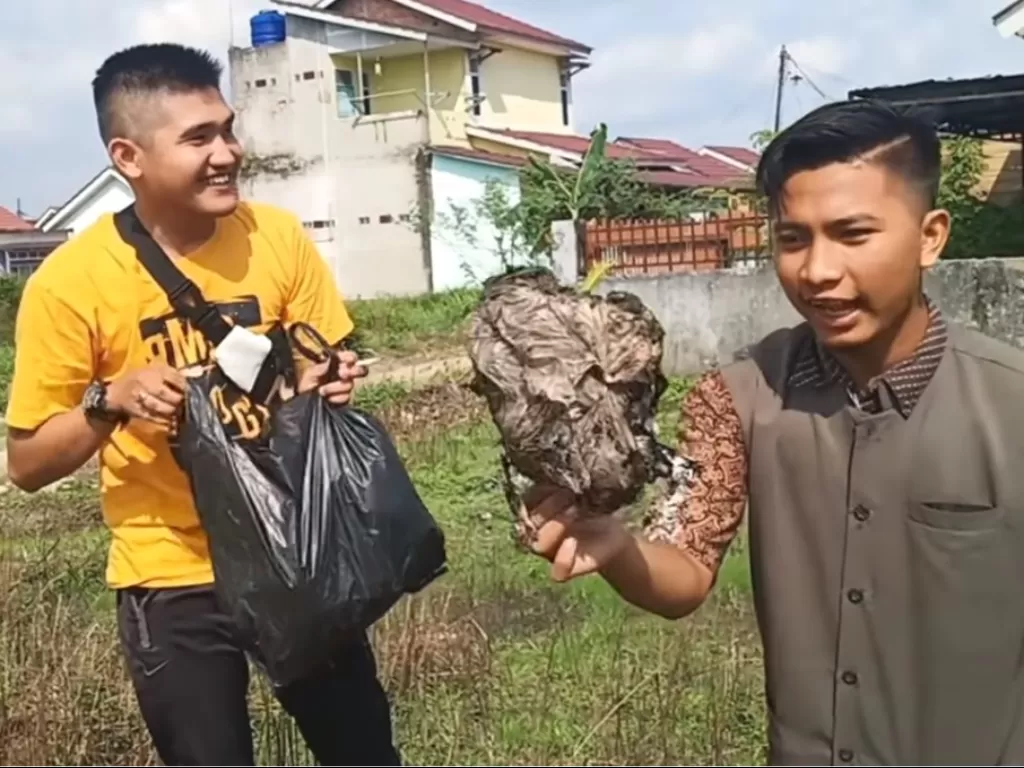 Prank sampah jadi konten Youtube Edo Putra Official. (Youtube)