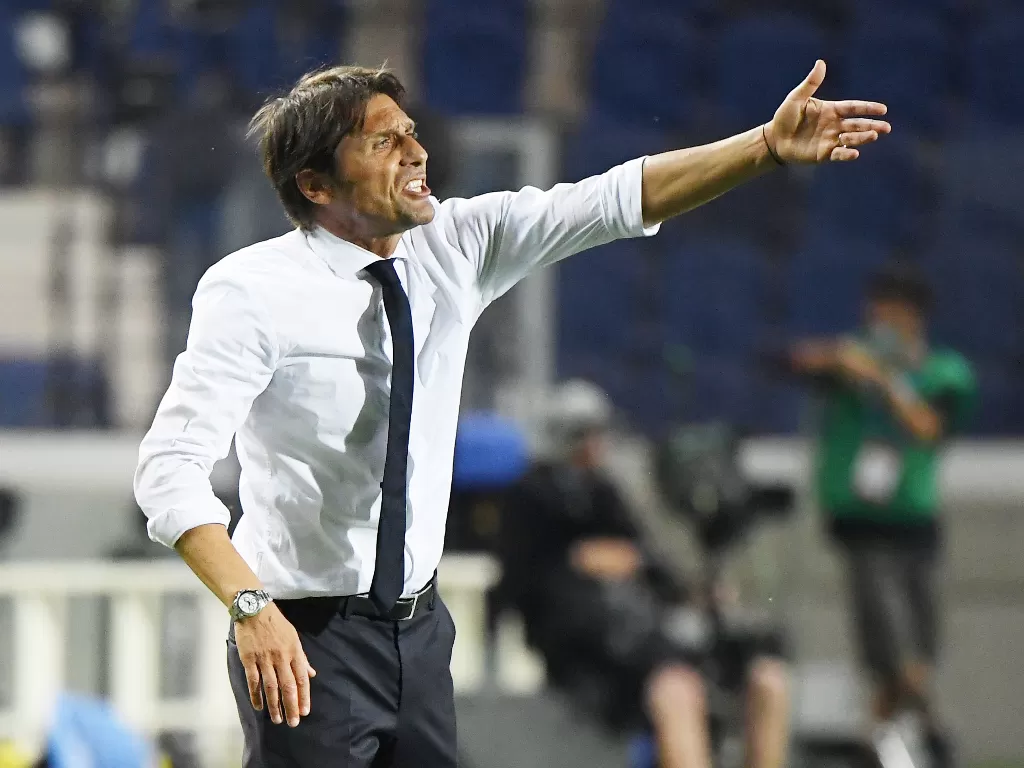 Pelatih Inter Milan, Antonio Conte. (REUTERS/Alberto Lingria)