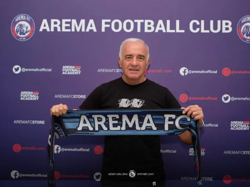Mario Gomez mengundurkan diri sebagai pelatih Arema FC. (aremafc.com)