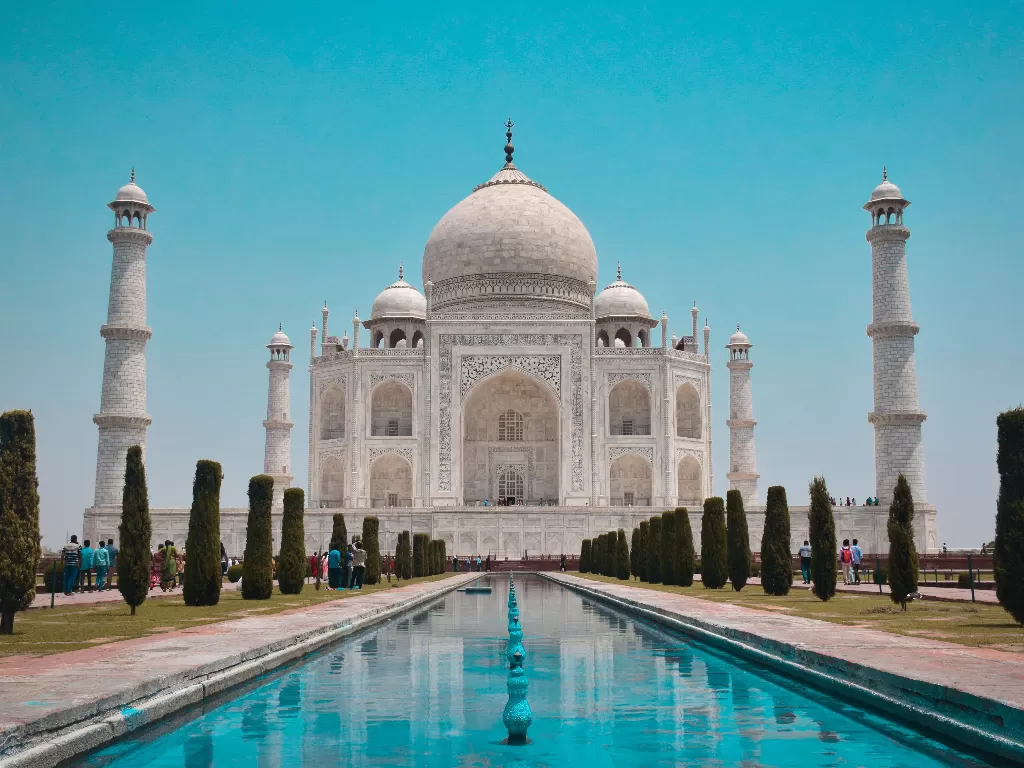 Taj Mahal. (Unsplash/@jovynchamb)