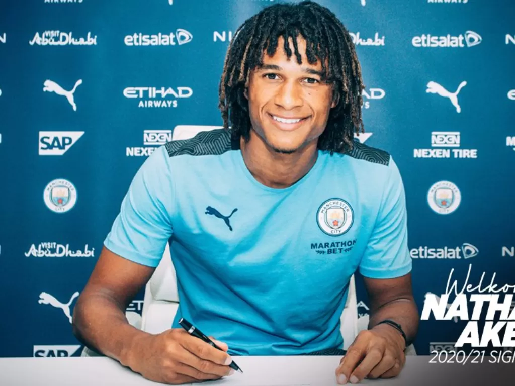 Nathan Ake resmi bergabung ke Manchester City. (Twitter/@ManCity)