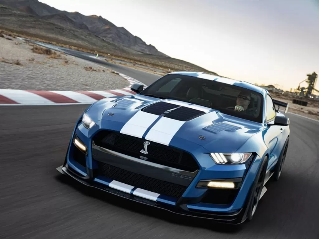 Tampilan Ford Mustang Shelby GT500 Signature Edition. (caranddriver.com)