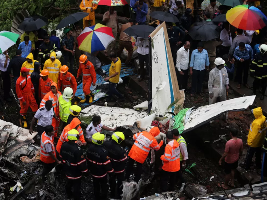 Lokasi pesawat jatuh. (Foto: REUTERS/Francis Mascarenhas)