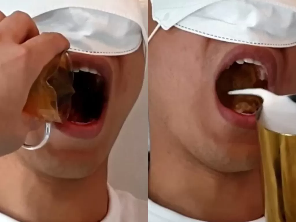 Barista bikin latte art langsung di mulut orang. (Screenshot)