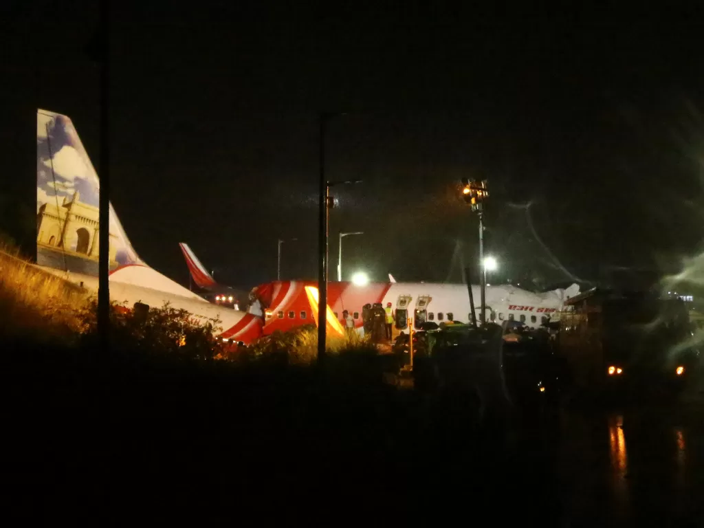 Kecelakaan Pesawat India Express (REUTERS/STRINGER)