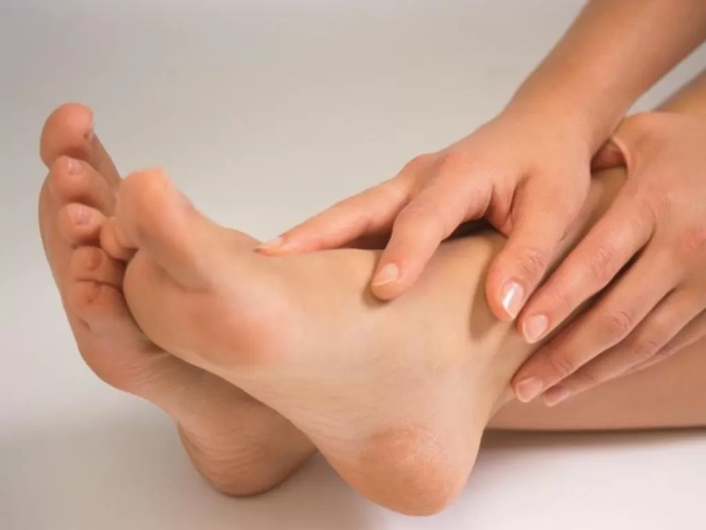Ilustrasi sakit kaki (troyfootandankle.com)