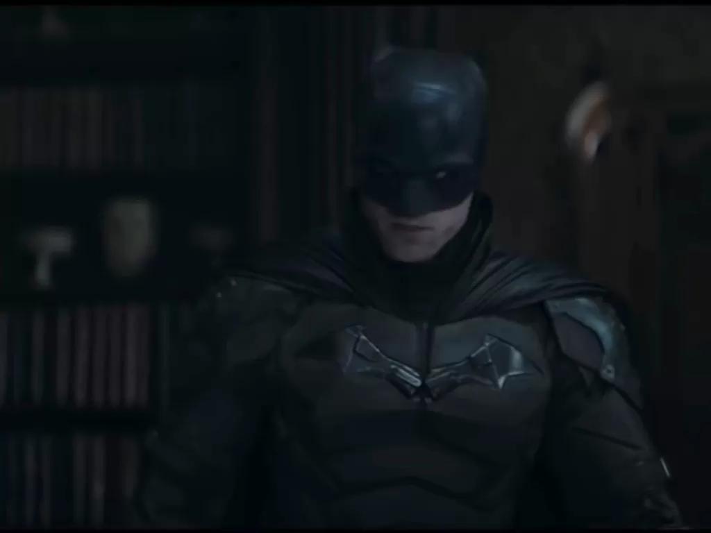 Robert Pattinson sebagai Batman yang akan hadapi tiga penjahat dalam film 'The Batman' (Youtube/Warner Bros. Pictures).