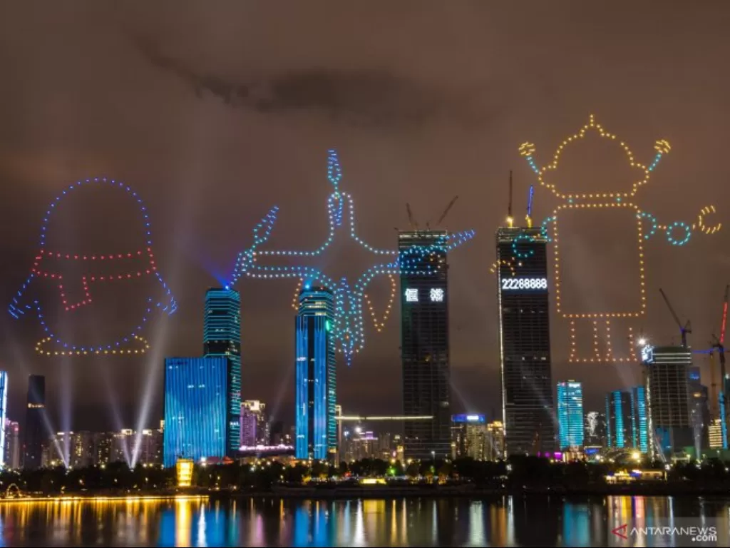 Pertunjukan cahaya yang digelar di Shenzhen, Provinsi Guangdong, China selatan, Rabu (26/8/2020). ANTARA FOTO/Xinhua-Mao Siqian